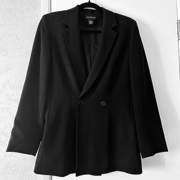 Ann Taylor Jackets & Blazers - Ann Taylor Blazer, Size 8, Black